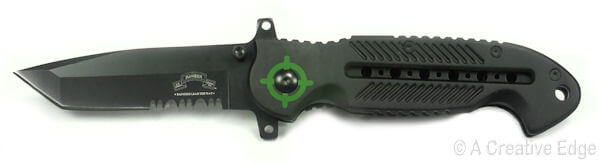 http://acreativeedge.info/pic01/KN-BK-19UC2601_USARA_Fighting__Folding_Knife_03.jpg
